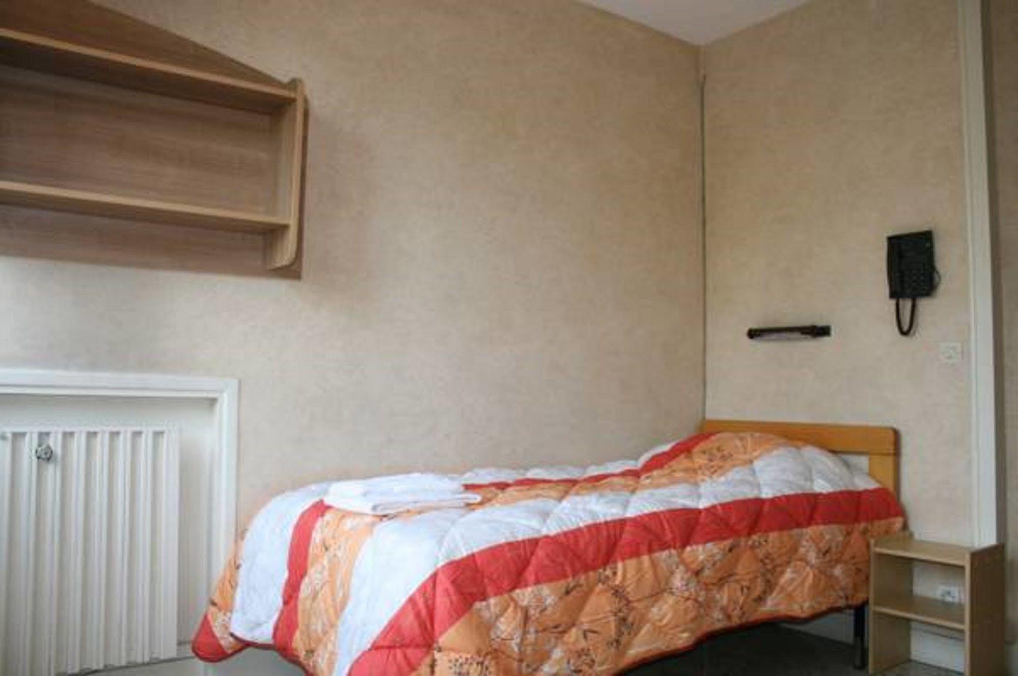 Residence Universitaire Lanteri Fontenay-aux-Roses Buitenkant foto
