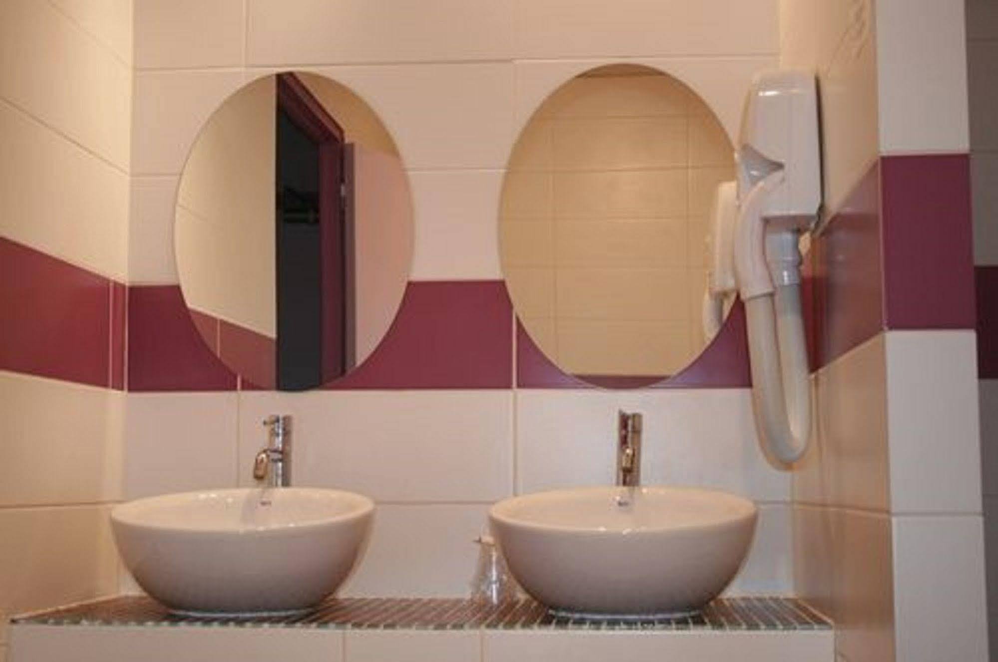 Residence Universitaire Lanteri Fontenay-aux-Roses Buitenkant foto