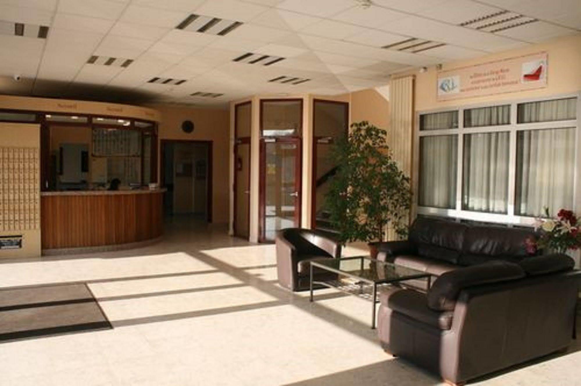 Residence Universitaire Lanteri Fontenay-aux-Roses Buitenkant foto